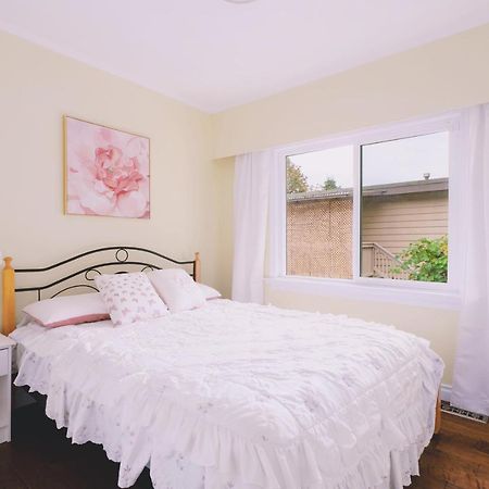 Lovely 3 Bedroom Port Moody Spacious Home 6 People Free Parking Eksteriør billede